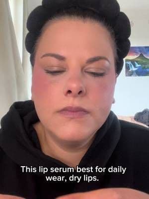 Vaseline Gluta-Hya Lip Serum Gloss. It’s best for daily wear and for dry skin. All in one moisturiser, serum, colour and sun protection. Key Ingredients & Benefits • 4x Hyaluronic Acid: Delivers deep, long-lasting hydration – instantly plumps lips and softens fine lines with regular use • Tripeptides: Support collagen for improved lip fullness and elasticity over time • GlutaGlow: Helps brighten uneven lip tone and reduce darkening • SPF 15: Rare but useful daily sun protection to prevent pigmentation and aging • Vaseline’s signature petrolatum: Locks in moisture and repairs the lip barrier. #vaselineglowgettersuk #vaselineglutalipswipe #ad #lipcare @Superdrug @Boots UK @Justmylook @Vaseline