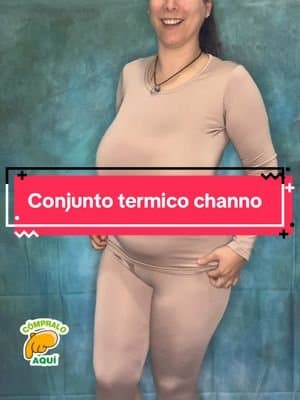 ❄️ Preparándonos para el frío con estilo y comodidad con TIKTOKSHOP!. ❄️ Con el conjunto térmico CHANNO, ¡el invierno ya no es un problema! 🌨️ Su tejido térmico mantiene el calor sin sacrificar la movilidad, perfecto para disfrutar de días activos o simplemente relajarse en casa. ✨ Características que me encantan: ✅ Material suave y cálido. ✅ Diseño moderno y ajustado al cuerpo. ✅ Perfecto como base para looks invernales. ❄️ Mi consejo: Combínalo con una chaqueta oversize y botas para un outfit casual, o úsalo solo para estar cómoda en casa. 👉 Disponible en varios colores para que encuentres el que va contigo. 📩 ¿Ya tienes el tuyo? Cuéntame cómo lo combinas en los comentarios. @CHANNO OFICIAL #channo #conjuntotermico #frio #outfit #otdd #tiktokshop #descubretiktokshop