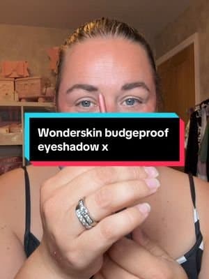 Smudge proof eyeshadow?? Yes please x Another great product from @Wonderskin 💋 @Wonderskin Beauty #tiktokmademebuyit #dealdrops #makeup #beauty