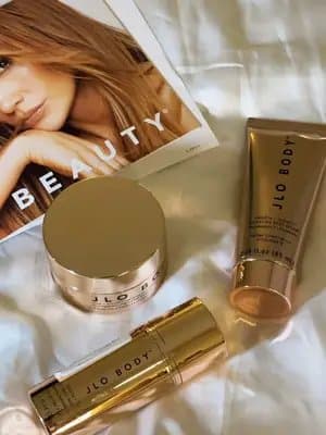 gifted by JLo Beauty Spring skin, activated. Obsessed with the JLo Body Trio—hydration, glow, and smoothness in every step. ✨ #BodyCareRoutine #GlowUp #Gifted #SkincareObsessed #SpringSkin #BeautyTikTok @jlobeauty #jlobeauty #jlobeautypartner