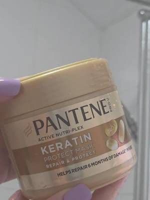 #AD My summer hair reset starts here! After heat styling, colouring and everyday life, my hair has definitely been needing a little extra care. I’ve been trying the new Pantene Keratin Repair & Protect duo, combining the Hair Mask with the Leave In Oil to help nourish, smooth and add some shine back into my hair. The mask is designed with bond protecting agents to help strengthen and repair, while the leave in oil helps protect against breakage and leaves my hair feeling softer and looking healthier Perfect timing for giving my hair some extra love this summer. Have you tried a keratin haircare routine before? #PanteneHair #PanteneUk #SummerWithPantene #pantenerepairandprotect @Pantene UK @trnd UK