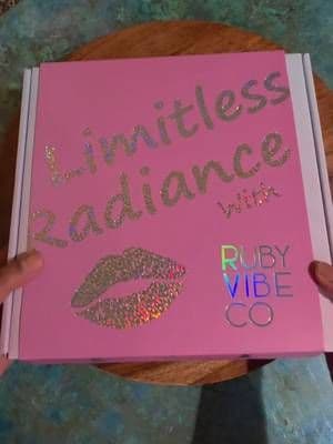 Limitless radiance starts here ✨ Just received this Ruby Confidence Glow Set as a PR package and I am already obsessed 💕. The set includes : Ruby Beauty Wand
Natural Canvas Primer
Canvas Magic Color Dual
Concealer
Disco Glow Reflective Gel Set Can’t wait to use everything and try it all! Thank you, @Ruby Vibe Co 💋 Use my code "NIMRA10RUBY" for a little glow up ✨ #rubyvibeco #complimentary #prpackage