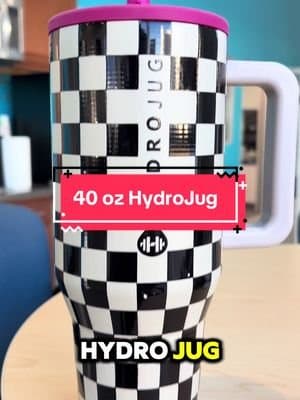 This 40oz HydroJug keeps my water ice cold for HOURS and comes with me everywhere — gym, car, errands, kid life… all of it. One fill = hydration handled. If you’re trying to glow up your health in 2026, start with your water. #ad #contentcreator ##hydrojug #momlifeessentials #dailymusthaves