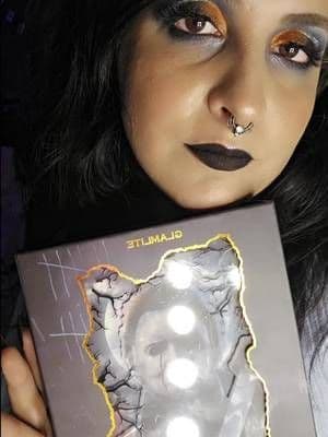 I'M OBSESSED 🖤 @Glamlite #glamlite #makeup #halloween2 #tiktokshop