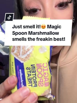 Ohh man @Magic Spoon is one of my favorite low carb high protein snacks that is NOT like a protein bar. 😍 #magicspoon #tastylittlemorselsofmagic #myloveforthesemakemeweird #highprotein #lowcarb #fashionlookbook #spotlightfinds #toptierjanuary #newyearnewaura #tiktokshopcreatorpicks #mademyyear #ttslevelup #ttsdelightnow #GiftGuide #TikTokShopLoveAtFirstFind #seasonalgems #lovelanguage #tiktokshopjumpstartsale #tiktokshopthebiggame #trendingfood #viralsnacks