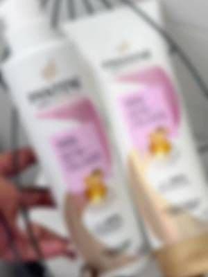 My hair feels instantly stronger and smoother! Love how lightweight yet nourishing it isโperfect for daily use. #complim