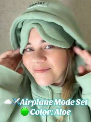 The kind of outfit that makes travel feel lighter ✈️☁️ #comfrt #airplanemodeset #traveloutfit #cozyfits #tiktokshopfinds