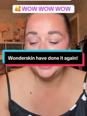 This lasted hours! I had dinner and drinks & it was still working & looking great! LOVE IT X @Wonderskin Beauty #wonderskin @Wonderskin 💋 #tiktokmademebuyit #dealdrops #makeup #lipgloss #beauty