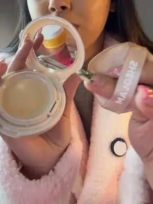 Apaixonada nessa base da @SHEGLAM #sheglam #SHEGLAMcushionfoundation #sheglamfoundation #sheglam #ad