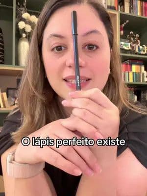 O lápis de olho perfeito existe e eu posso provar #tiktokshopbr99 #lapisdeolho #eyekohl #lapisolhomarrom @MAC Cosmetics Store
