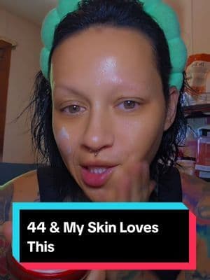The final step that makes the biggest difference. 💛 I never skip this because hydrated skin always looks better under m