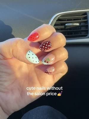 It was simple to apply while being the passenger driver ๐
@Curvlife #PressOnNails #FallNails #CherryNails #PolkaDotNails #TikTokShopFinds