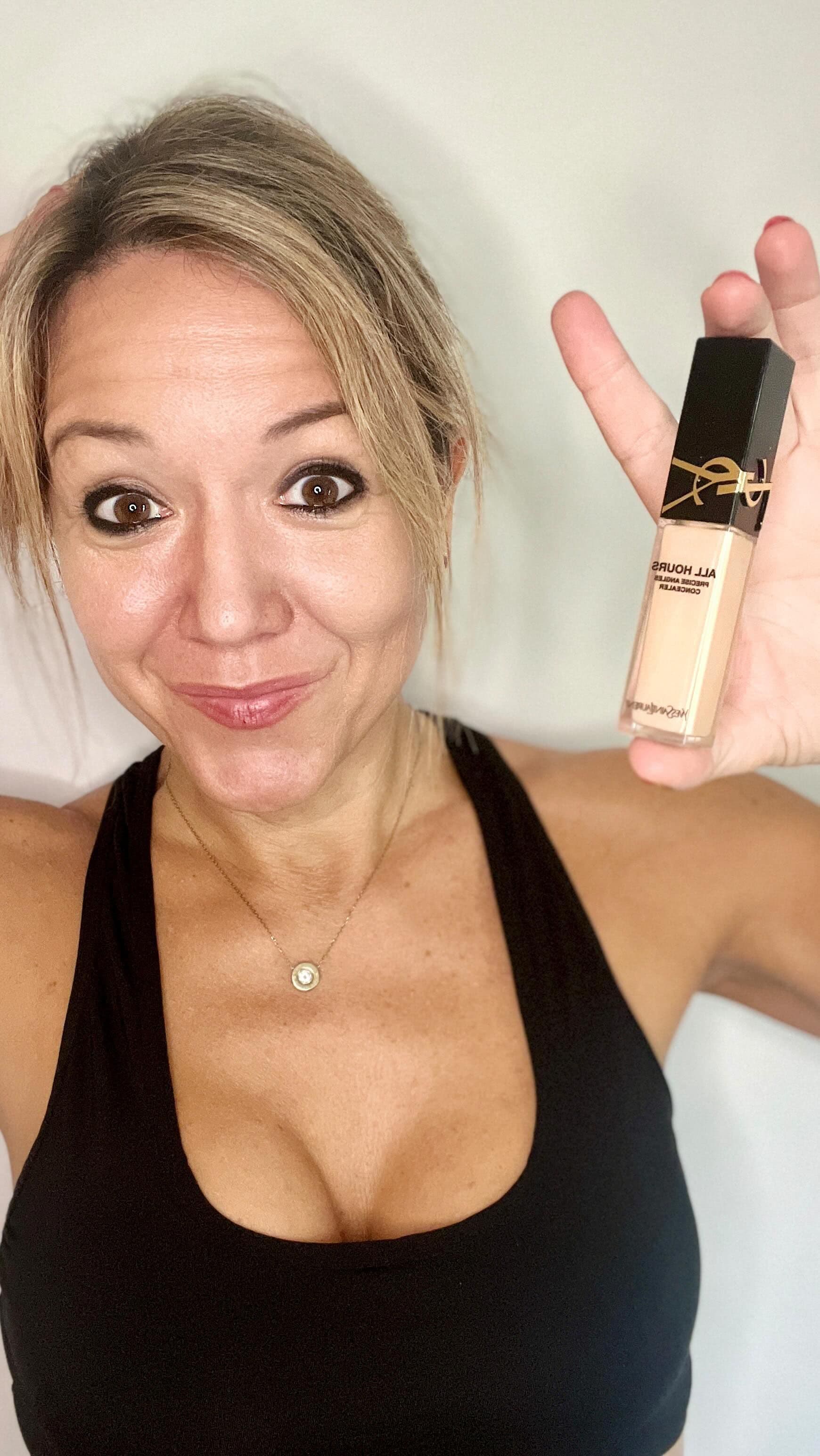 Probando la famosa técnica de las 3 Y “a mi estilo” 😜y oye parece que el #allhoursconcealer de @yslbeauty funciona !!!!