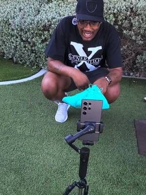 Create with confidence! @hohem global #tiktokshopsummerturnup #dealsforyoudays #ttslevelup #selfiesticktripod #360tripod #4in1tripod #hohemgimbal #hohemgimbalstabilizer