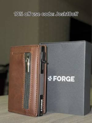 Simple > Bulky… Code: Josh10off for 10% off #everydaycarry #minimalist #mensstyle #tiktokmademebuyit #lifeupgrade