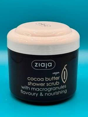 ✨ Ziaja Cocoa Butter Shower Scrub ✨ 💫 Flavoury, nourishing, and an absolute treat for your skin! 💫 Let me introduce this vegan-friendly gem that’s perfect for anyone aged 12+ with normal, dry, or dehydrated skin 🌿 🌰 What I love: • The cocoa butter scent is divine – it’s like stepping into a chocolate dream. 🍫 • The macrogranules gently exfoliate, removing dead skin cells while enhancing blood circulation. Perfect for a spa-like experience at home! • Leaves the skin soft, smooth, and with a healthy glow 🌟 💡 How to use: Apply to moist skin 2–3 times a week, massage in circular motions, and rinse off. Simple and effective 🙌 📌 Why it’s a must-have: It doesn’t just exfoliate; it’s a multi-tasker that nourishes and oxygenates your skin cells for that extra boost of hydration and smoothness. ✨Treat yourself to this chocolatey delight and make shower time a luxury with code: ANIA10 for 10% discount. You deserve it! 🛁 @ziaja #LoveZiaja #BrandAmbassador #Glow.with.Ania #ZiajaCocoaButterScrub #VeganBeauty #SkinCareFavourites #ChocolateLoversSkincare #ExfoliateAndGlow #BodyCareRoutine #Gifted #Ad