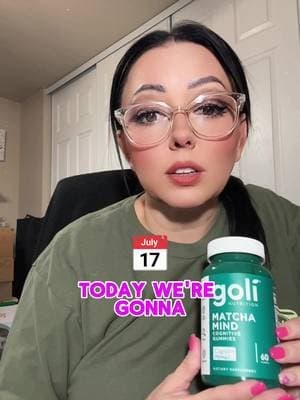 Next up from my Goli gifted box: Matcha Mind. 👀 First impression starts with a very important question — do I actually