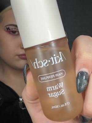 This instantly freshens my hair😍 it smells so amazing, it adds the perfect touch to self care 🥰 @Kitsch #hairperfume #tiktokshop #kitsch