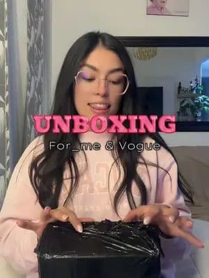 Estoy tan emocionada ✨😍 no saben cuánto espere y cuánto trabaje por este momento @For_Me #for_me #publicidad #unboxing #unboxingvideo #maquillaje