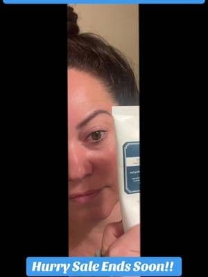 This was specifically formulated with no harsh chemicals to rebuild your barrier and protect your barrier, which is essential during fall and winter if you don’t hurry and catch the sale now you’re gonna miss out @dear, Klairs #tiktokshopcreatorpicks #tiktokshopblackfriday #giftideasforher #dryskin #dryfaceproblem