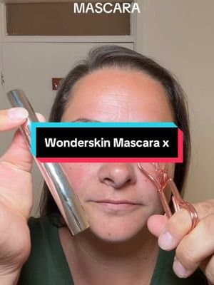 Another gorgeous makeup must have from WONDERSKIN. POWER’FULL MASCARA - An every day classic! @Wonderskin 💋 @Wonderskin Beauty #makeup #beauty #mascara #tiktokmademebuyit #dealdrops