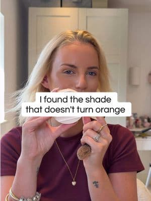 Officially retiring my powder bronzers for the foreseeable future! Swapped to a cream formula and my skin has never looked more natural or hydrated. Are you team cream or team powder? #tiktokmademebuyit #dealsdrop #foryoudays #creambronzer #makeuphacks @Benefit Cosmetics UK