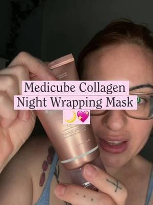 Dormir nunca había sido tan productivo!!✨ Esta mascarilla de colágeno deja la piel súper hidratada, jug pi da y con un glow al despertar increíble 🌙🎀 #tiktokshop #medicubecollagen #medicube #kbeautyproducts