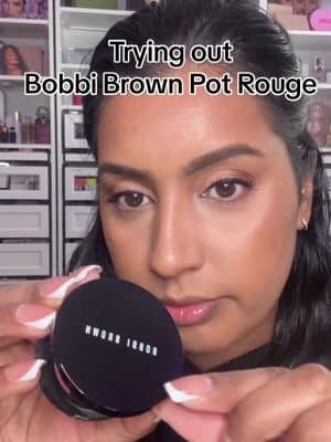 The @Bobbi Brown Pot Rouge in the shade Pink Flame is a fantastic blush that effortlessly provides a soft, naturally-radiant flush to your cheeks, accompanied by a stunning glow. What sets this apart is its ability to replace the need for a separate highlighter, as it ensures that any texture on your skin remains hidden. Instead, it delivers a natural appearance and brings a healthy glow to the cheeks, all while adding a beautiful flush of color. Moreover, you can even use this versatile product on your lips for a monochromatic look. Its subtle pink mauve shade complements all skin tones. The best part is that it blends out flawlessly with a brush, but you can also achieve a seamless blend using your fingertips. What are your thoughts on this blush? Link to product: https://app.im.skeepers.io/c/hfh3s/r/hbuj0 #giftedbybobbibrowncosmetics #bobbibrown #monechromaticmakeup #minimalistmakeup, #everydaymakeup #multiusemakeup #pinkmakeup #pinkvibes #monochrome #giftedbybobbibrowncosmetics #monochromaticchic #bobbibrown #blush #lipsandcheek #makeup #beauty