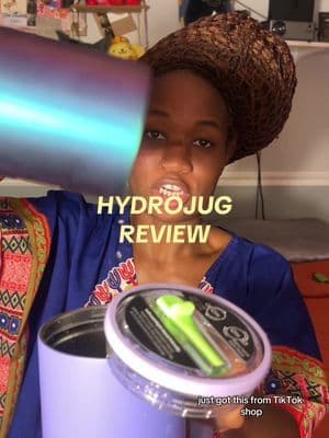 my old water bottle held me down but ultimately this leak proof one wins ! Thank you for the gift Hydrojug 💦 #waterbottles #hydrojug #reusablewaterbottle #tiktokshopfind