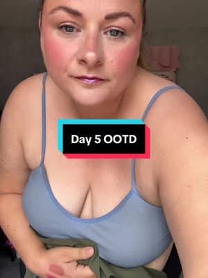 DAY 5 OOTD - casual day but put a face on so it looks like I made an effort 😂😂🤣 girl math! @halara.wardrobe @Halara_official #halara #halaraleggings #halarafashion #tiktokmademebuyit #dealdrops #plussizequeen #clothingbrand #curvyqueen