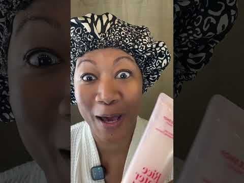 Clean skin, but make it glow ✨ This milk and jelly double foaming cleanser gives you a full cleanse