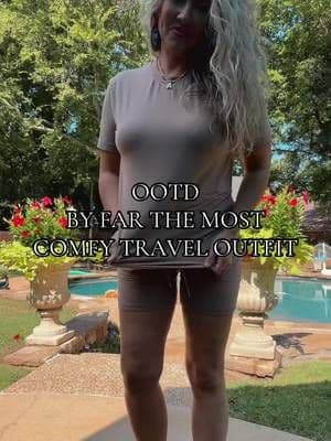 My go-to travel outfit everytime! #comfrtclothing #travel #outfit #ootd #tiktokshop @Comfrt