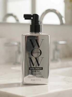 ✨ Frizz bajo control y cabello con acabado de salón. El Color Wow Dream Coat ayuda a dejar el cabello más suave, brillante y con un look súper pulido. 💁🏽♀️✨ ¡El secreto para ese efecto glass hair! 🛍️
#ColorWow #DreamCoat #AntiFrizz #GlassHair #HairTok #TikTokShop #HairCare #SmoothHair #ShinyHair #FrizzFree #HairTransformation #BeautyTok #HairRoutine #musthavebeautytools