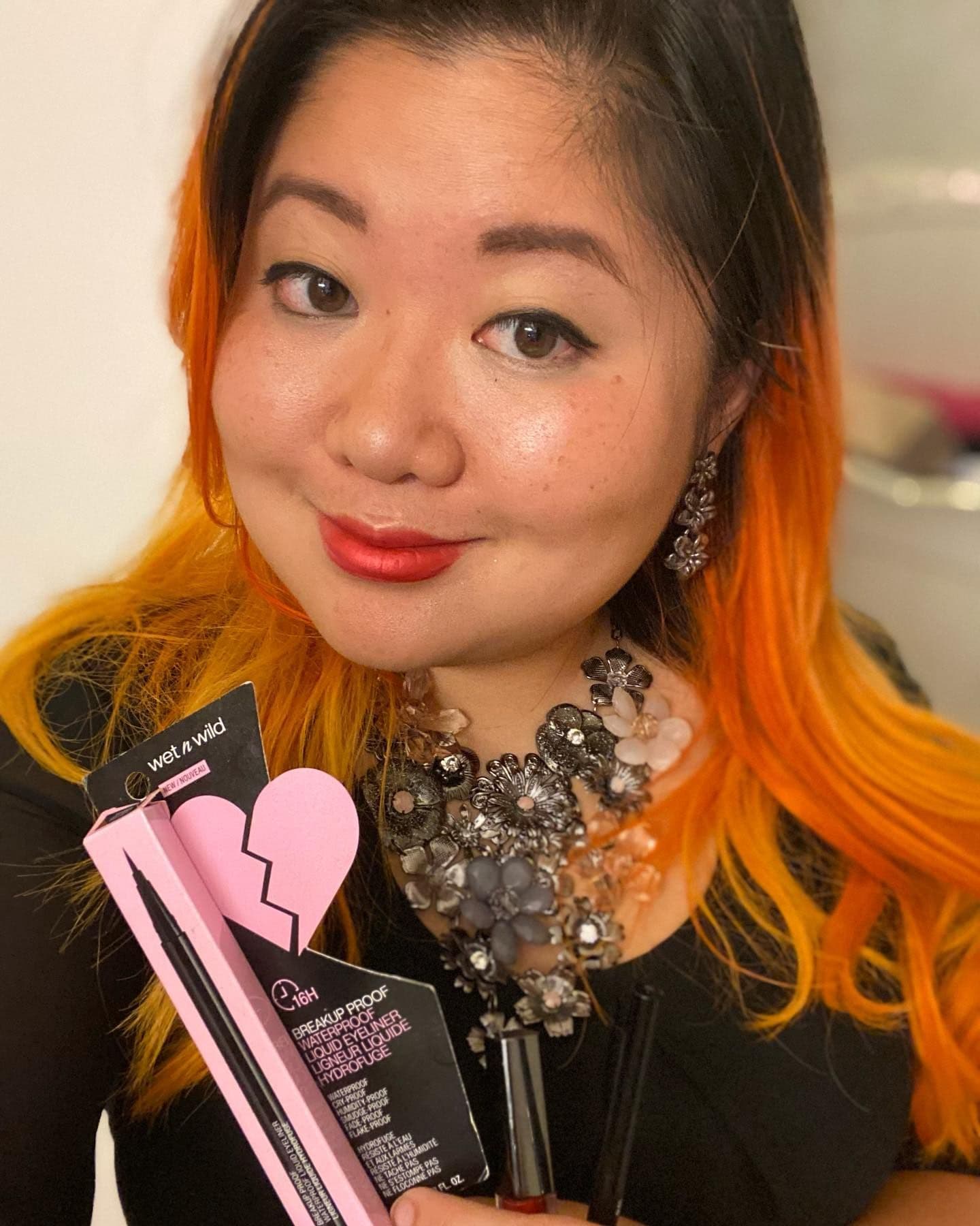 Throwback to the makeup look I wore to my friend’s “death to my twenties” birthday party. The “Break-up Proof” Wet N Wil