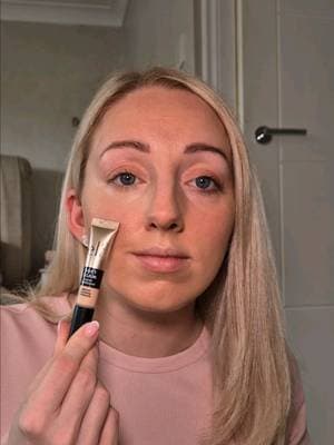 How can this @elfcosmetics soft glam concealer only be £5?! Look at it how it hides my eye bags and brightens up my under eye so easily! #elfSoftGlamChallenge #TikTokMadeMeBuyIt #elfsoftglamsconcealer #ugccreator @elfyeahuk