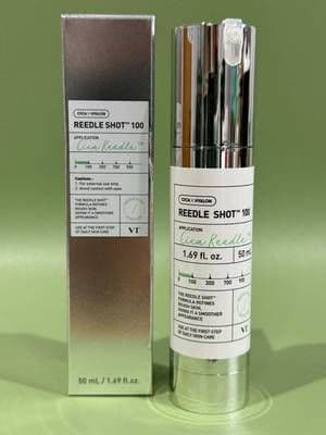 ✨ VT Reedle Shot 100 ✨ I’ve been testing the VT Reedle Shot 100, and it’s blown me away! 💚 🌿 First Impressions: The packaging is stunning – sleek, shiny, and stylish! It gives off a luxury vibe, making it a treat to use and display on my skincare shelf. 🪡 Application & Unique Sensation: The lightweight texture absorbs quickly, leaving no sticky residue. The tingling sensation during application feels like tiny needles gently working on my skin – not uncomfortable, just a truly unique experience! 💧 Key Ingredients: Formulated with: • Cica Extract: Calms and soothes the skin. • Low-Molecular Hyaluronic Acid: Provides deep hydration and plumps the skin. • Microneedle-like Cica Reedle™ Technology: Helps active ingredients penetrate deeply for intensive care. 🌟 Results: After a few uses, my skin feels noticeably smoother, blemishes are fading, and my overall texture has improved. It’s perfect for anyone looking to refine their skin and tackle unevenness. 💸 Repurchase? 100% Yes! This product has earned a permanent spot in my skincare lineup, and I’ll be restocking it as soon as it runs out. Want to try it too? ✨ Use my YesStyle discount code: SAFJB5OF to save on your order! @VT COSMETICS Influencers @VTcosmetics_official @YesStyleInfluencers #YesStyle #Ad #Gifted #VTReedleShot100 #TestAndReview #KBeauty #Glow.with.Ania #SkincareFavourites #KoreanSkincare #BlemishCare #HydratedSkin
