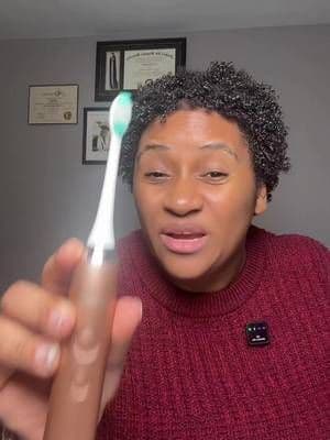 If your teeth don't feel dentist-clean after brushing, you might need to upgrade. This comes with 8 brush heads and a travel case! 🪥✨ #aquasonic #electrictoothbrush #tiktokshopfinds #oralcareroutine #teethwhitening