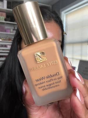 Wearing @Estée Lauder Double Wear Foundation shade 4N3 #EsteeLauder #GiftedByEsteeLauder #DoubleWear #MadeForMore #esteelauderpartner