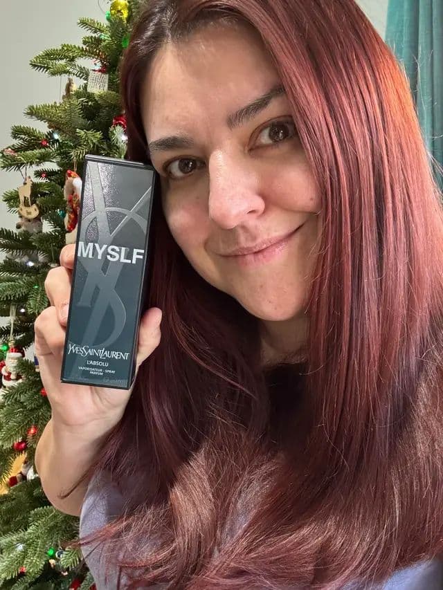 This arrived this afternoon and I am so happy and grateful! ✨ My husband and I are both huge fans of this fragrance, and I especially love it when he wears it. Such a lovely treat and a scent we both genuinely enjoy. Thank you so much! Merry Christmas 🥰🎄 @Superdrug @YSL Beauty #ad #superdrugcustomercommunity #ysl #myslf #glow_with_ania