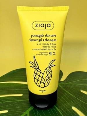 Ziaja Pineapple Skin Care 2-in-1 Shower Gel & Shampoo🍍✨ If you love fruity, uplifting scents and multifunctional skincare, the Ziaja Pineapple Skin Care 2-in-1 Shower Gel & Shampoo might just be your new favourite! Here’s my full review after trying it out. 🌟 Key Features: 🍍 2-in-1 formula - Works as both a body wash and shampoo, perfect for quick showers or travel. 🍍 95% ingredients of natural origin - A gentle, skin-friendly formula. 🍍 Vegan - Free from animal-derived ingredients. 🍍 Easy to rinse - Doesn’t leave any residue. 🍍 Concentrated formula - A little goes a long way! 🌿 Texture & Scent: 🍍 The texture is light and gel-like, lathering beautifully without being overly foamy. 🍍 The scent is divine - a juicy, fresh pineapple fragrance that feels like summer in a bottle! It’s sweet yet refreshing, making shower time feel like a tropical escape. 💛 Performance on Skin & Hair: 🍍 As a shower gel: It cleanses well without stripping the skin or leaving it dry. The scent lingers for a little while but isn’t overpowering. 🍍 As a shampoo: Works well for a quick wash, especially if you’re in a rush. For those with very dry or thick hair, following up with a conditioner is recommended for extra hydration. 💛 Pros: 🍍 Refreshing, mood-boosting scent 🍍 Great for travel or gym bags 🧳 🍍 Doesn’t dry out the skin 🍍 Affordable & effective 💛 Things to Keep in Mind: 🍍 If you have very dry or curly hair, you may want to pair it with a nourishing conditioner for extra hydration. 🍍 The fruity scent is light and refreshing, but if you love strong, long-lasting fragrances, you might prefer layering it with a matching body lotion. The Ziaja Pineapple 2-in-1 Shower Gel & Shampoo is a fun, refreshing addition to any routine! It’s perfect for anyone who loves tropical scents and practical, multi-use products. If you’re looking for a refreshing, gentle cleanse with a mood-boosting fragrance, this one is a must-try! ✨ 🛍️ Fancy trying it? Use my discount code ANIA10 for extra savings on @ziaja! 🍍✨ #Glow_With_Ania #Ziaja #ZiajaSkincare #VeganBeauty #PineappleSkincare #ZiajaPineapple #ShowerRoutine #SkincareCommunity #AffordableBeauty #VeganSkincare #BrandAmbassador #Gifted #Ad