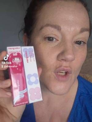 The K-Beauty Lip Duo You Didn't Know You Needed! 👄✨
No wonder this is going viral! I just got my hands on the Colorgram Fruity Water Tint duo and I am completely obsessed. Watch how smoothly this gorgeous, long-lasting color glides on, and wait until you see the glossy finish with that silicone applicator! 😭💖 Have you tried this yet? Grab Yours Before there GONE.
#1MProducts
#tiktokmademebuyit
#tiktokshopuk
#tiktokshopfinds
#viralmakeup
#asseenontiktok
#fypシ゚viral🖤tiktok