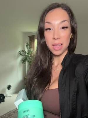 I literally talk so much, but I’m trying to share all the things with you guys. I really love this set from the bottom of my little heart. I would definitely grab it for you. #ttsbeautybesties #superbrandclub #viralontiktokshop #tiktokshopcreatorpicks #tiktokshoprestock #autumnliving #anuaskincare #anua