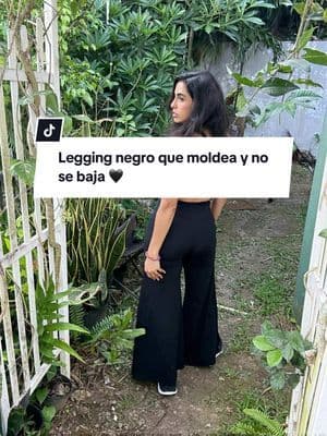 Este es el Supersculpt™ Legging de Popflex de pata ancha. No se baja, no marca, y te deja moverte con libertad. Compresivo donde tiene que serlo y cómodo todo el tiempo. Link en este video. Lo combiné con el Ambition Bra. 🖤 Cintura alta 👖 Compresión cómoda 💨 No se enrolla 🪶 Tela suave 🧵 Costuras que moldean 🖐🏽 Tacto firme, cero transparencias 📢 Disclaimer: Este video contiene enlaces afiliados de TikTok Shop. Si compras usando mi link, recibo una pequeña comisión sin costo adicional para ti. ¡Gracias por apoyar mi contenido! #PopflexActive #PopflexPartner #supersculptwidelegging #SupersculptLegging#ambitionbra #TikTokShopPR #ModaActiva #FitnessConEstilo ##puertorico##puertoricotiktok #puertoricotiktok🇵🇷 #tirzepatideenespañol #GLP1Latina #OutfitActivo #EstiloYComodidad #WellnessJourney #SinExcusas #ResultadosReales #HazLasCosasBien #ShekyMorena