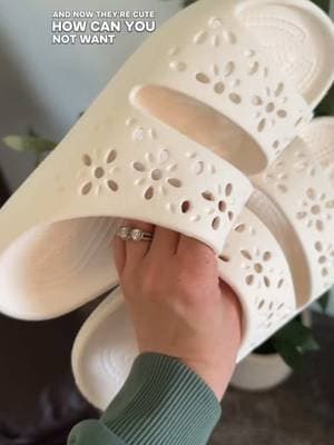 Cute sandals that ship free! YES PLZ! #crocs #crocssandals #crocsshoes #sandals #springstyle #crocsgang #summerfashion #summerstyle #fashion#summersandals #tiktokshopfashion #tiktokshopfinds #tiktokshoprestock #tiktokshopaffiliate #tiktokshopmemorialday #creatorsearchinsights