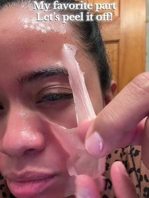 Time to peel off this TXA OVERNIGHT WRAPPING MASK by @APRILSKIN USA # #APRILSKIN #tiktokshopcreatorpicks