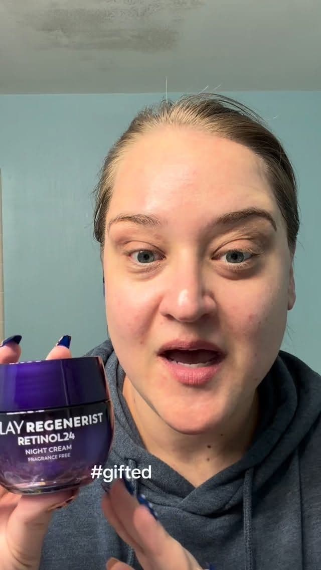 The @olay Regenerist Retinol Cream is so nice! Tonight was the first use in my own personal 14 day challenge. I’m excite