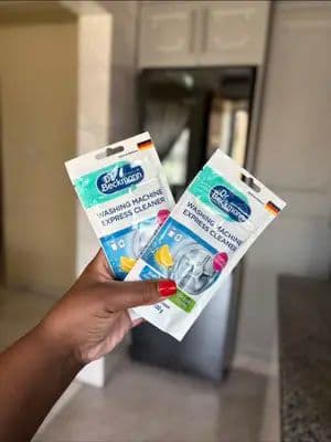 I genuinely didn’t know you’re supposed to clean your washing machine We use it all the time but never think about the build-up, odours, and grime hiding inside. I tried the Dr. Beckmann Express Cleaner (found mine at selected Checkers stores — also available at Pick n Pay) and it’s literally just one cycle… and done. Definitely adding this to my monthly reset routine because a clean machine = cleaner clothes 🤍 Have you ever cleaned yours before? Do let me know in the comments section below @Dr. Beckmann South Africa @Brand Advisor #LoveWhatWorksSA #DrBeckmannSA #PaidPartnership
