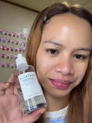 Skin looking gray? Glow upgrade! #GoViralWithSKIN1004Challenge #SKIN1004White #skin1004 #centella #TikTokMadeMeBuyIt @user32653174601 @SKIN1004 US