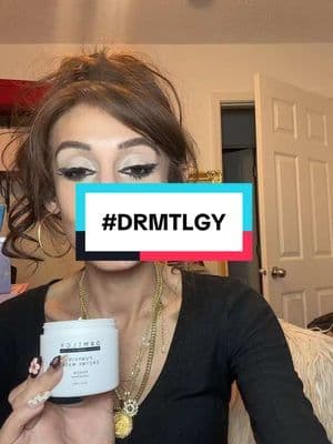 @DRMTLGY #DRMTLGY #TikTokShopCreatorPics incredible facial mass so good love the scent. The brightening effect helps with fine lines acne scarring, pumpkin facial mass warms up on the skin exfoliating welcome your new step to your skin care journey. ##TikTokShopBlackFriday##TikTokShopCyberMonday##spotlightfinds