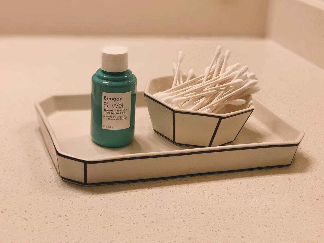 #sponsored
.
.
@briogeo has this awesome new organic + Australian 100% tea tree oil that they're launching soon! Briogeo